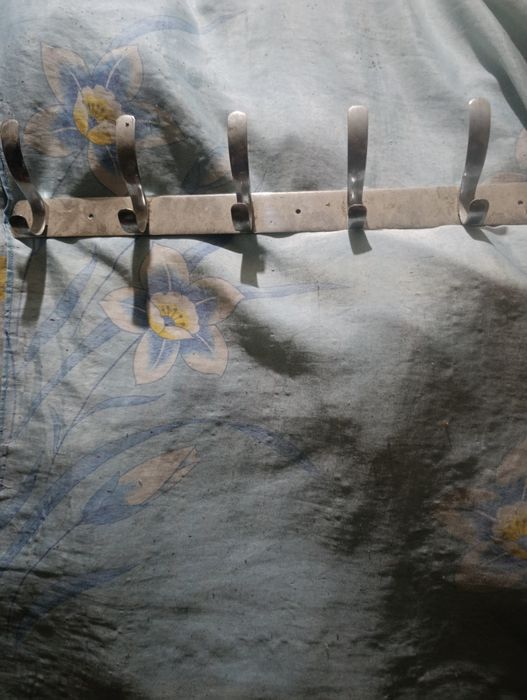 Продам вешалки для одежды