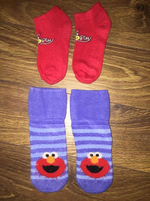 Суичер, коледна блузка, поло, чорапи, ръкавички, шапки за 3-4 год.