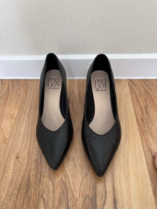 Продам женские туфли