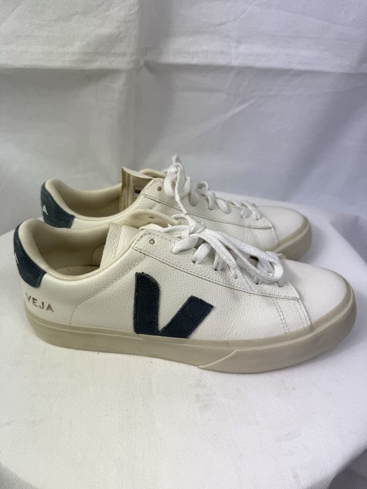 VEJA дамски бели гуменки размер 39
