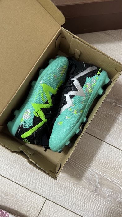 Бутсы 35 размера