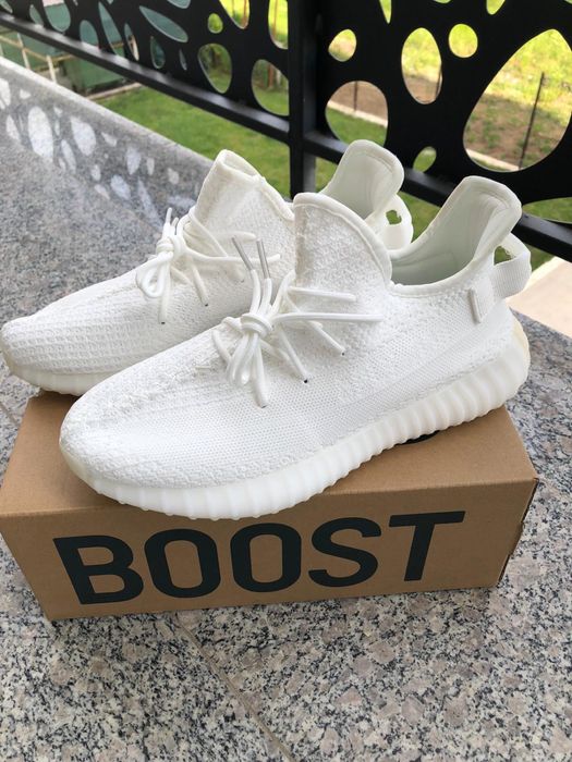 Adidasi Adidas Yeezy 350 V2