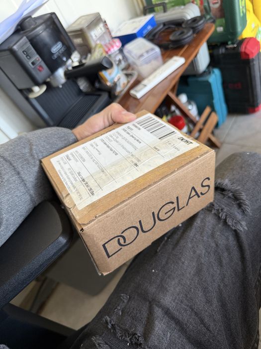 Продавам Burberry Hero