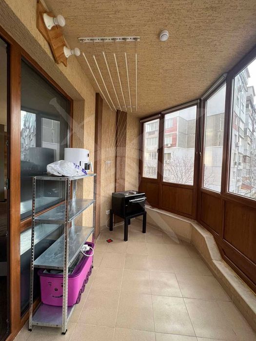 Продава се Тристаен апартамент в Варна, Възраждане 4 - 133 кв.м за 1627 €/кв.м - Снимка #8