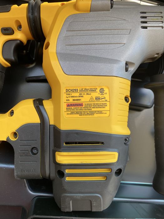 DEWALT DCH293 20V Max XR Перфоратор