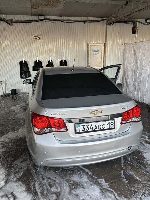 Chevrolet Cruze 2013 год