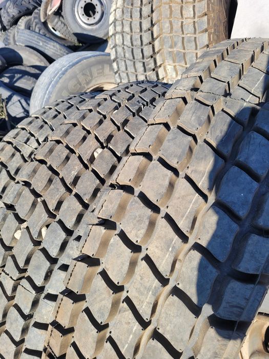 roti anvelope 11.00r20 sau 12.00-20 si 10.00r20 cu 8 si 10 gauri jante