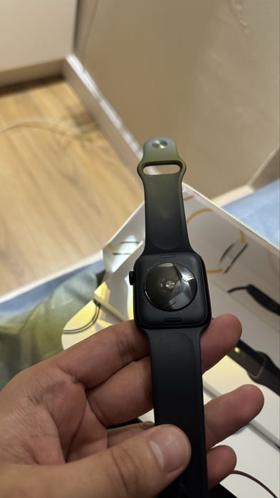 Apple Watch SE 2 новые не носили RED