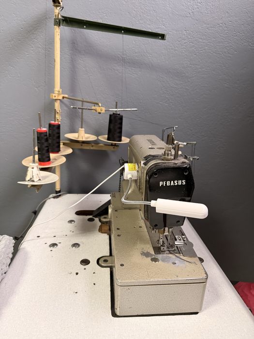 Професионални шевни машини - права, оверлог и покривна