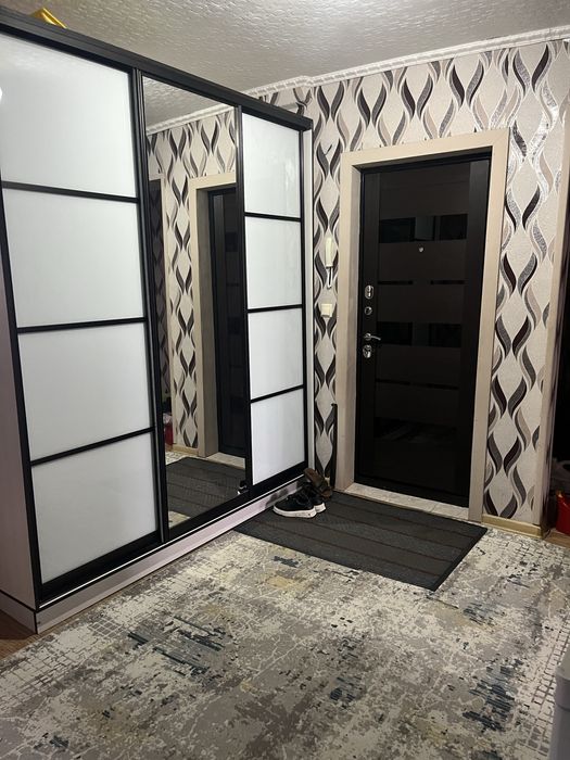 Продам 4х комнатную квартипу