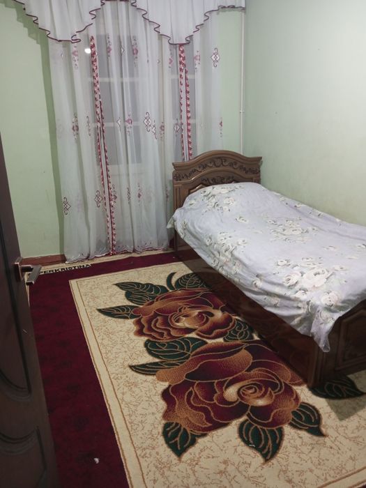 4 honali uy  sotiladi.. 4 etaj   52.000$$ kelishiladigan joyi boryana