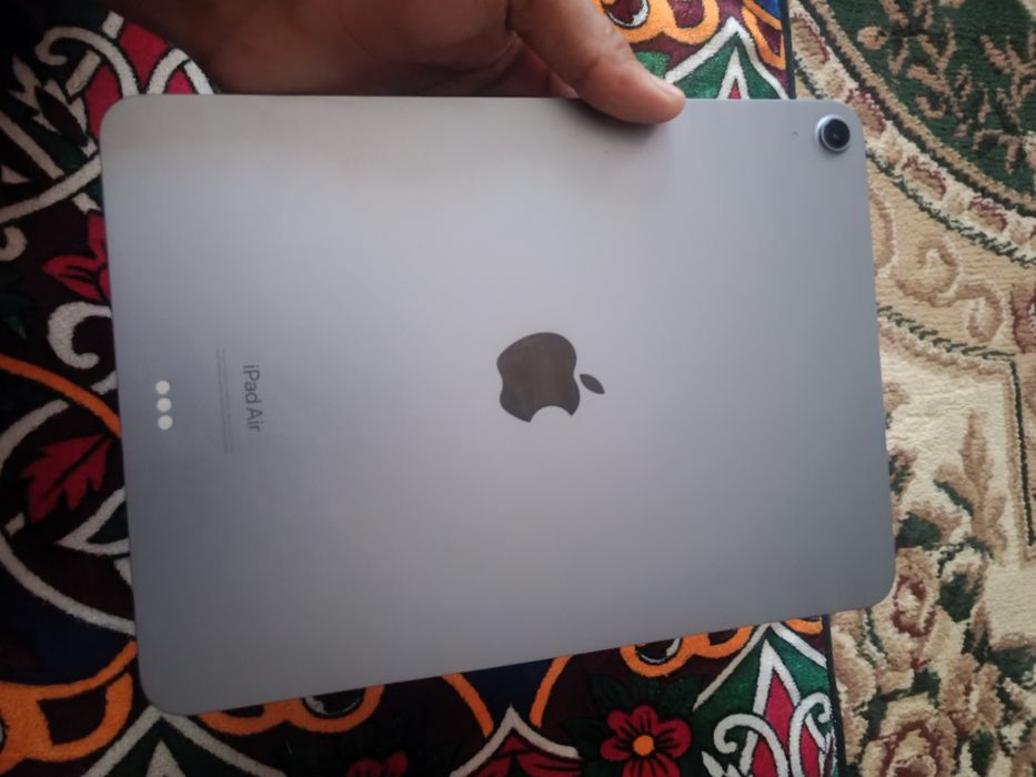 Aypad 5 air karobga bilan telga javob