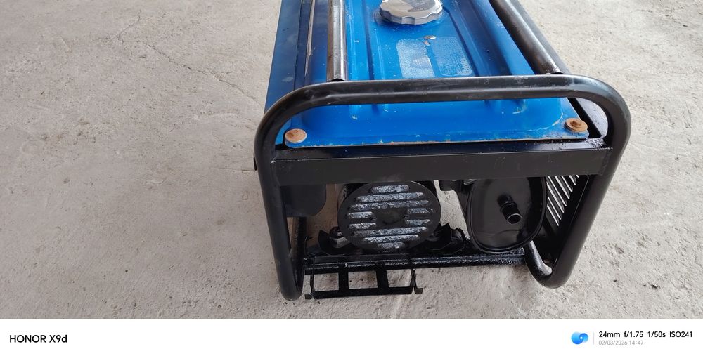 Генератор 4 кВт бензин