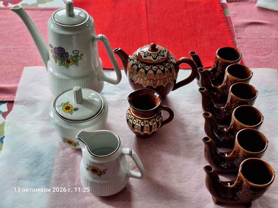 Троянска керамика, ритони за ракия. Кани и захарница.