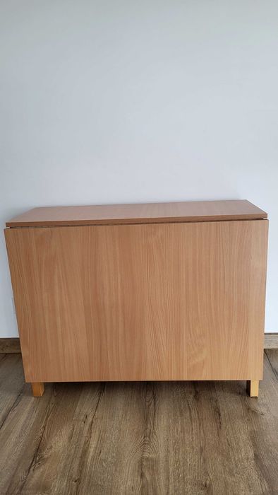 Masa extensibila 8 persoane, foarte buna