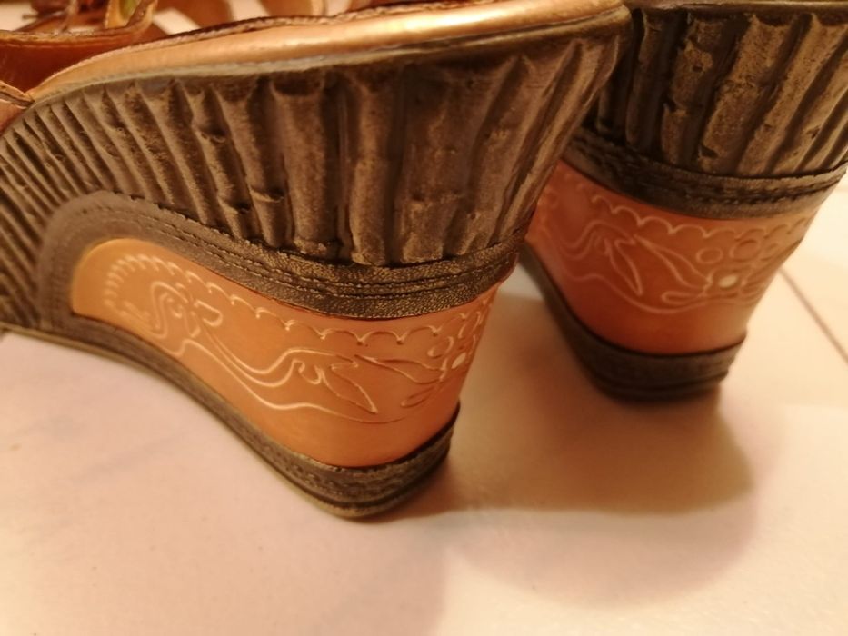 Papuci piele naturala Mar 38