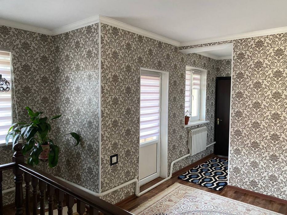 Продается 2- этажный дом