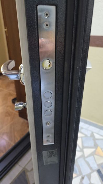 Eshik ochish zamok remont  almashtirish