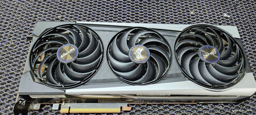 Sapphire AMD Radeon RX 6700 XT NITRO+ OC 12gb