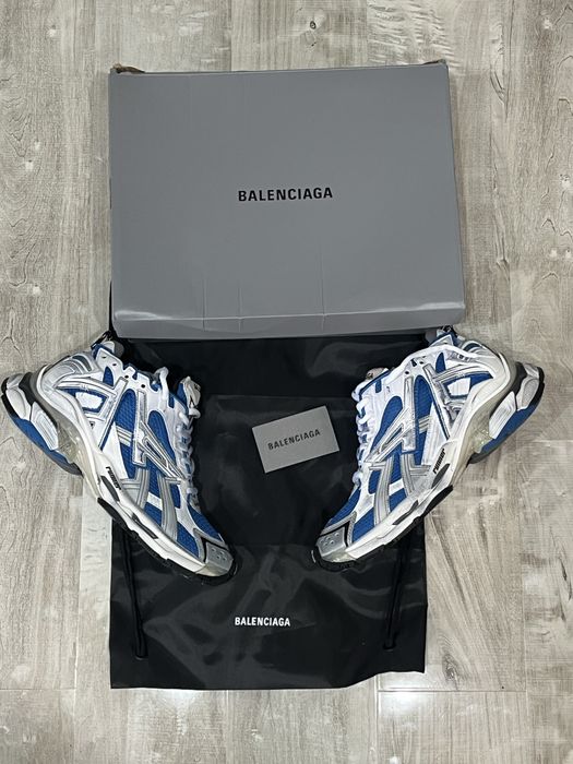 Blue balenciaga runner