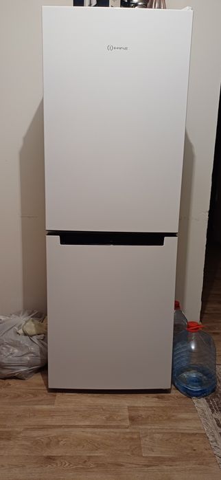 Холодильник новый