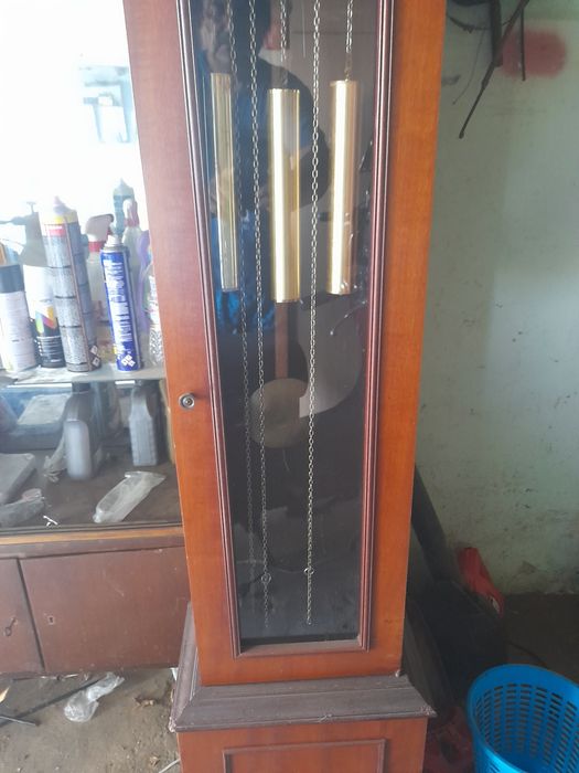 Vind ceas podea model