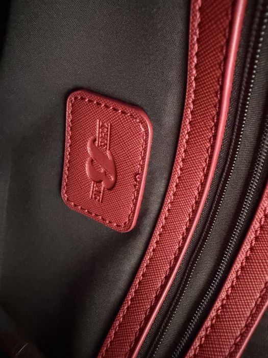 Чанти Bata и Zara
