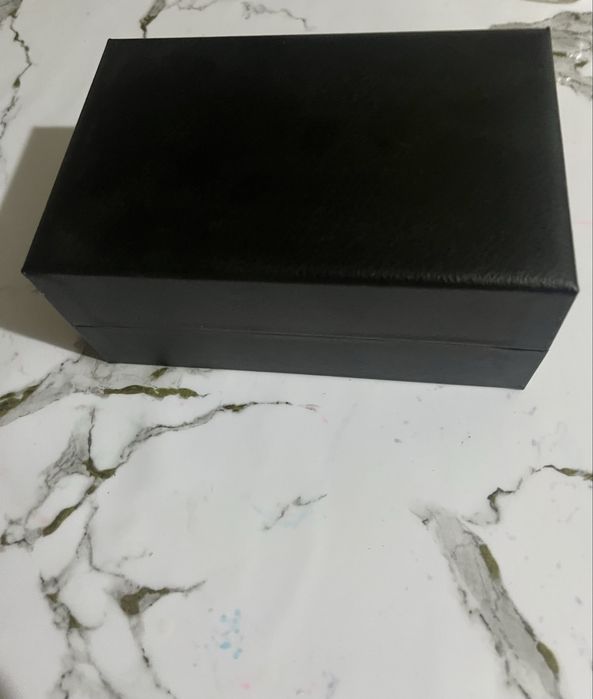 Продам парные часы Casio