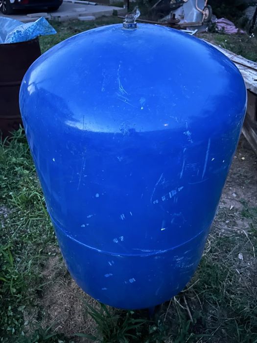 Vand bazin hidrofor 600 litri