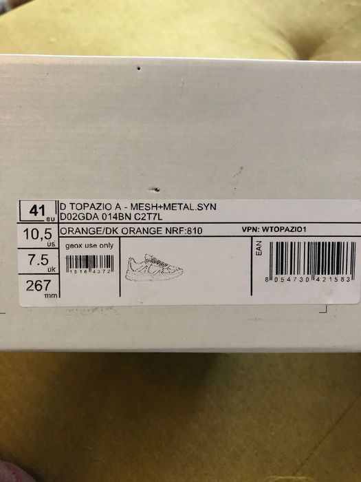 Дамски маратонки оранжев металик Geox 41 ! нови в кутия!