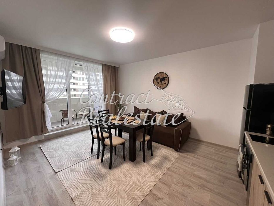 Дава се под наем Двустаен апартамент в Варна, Трошево - 60 кв.м за 698.19 € - Снимка #2