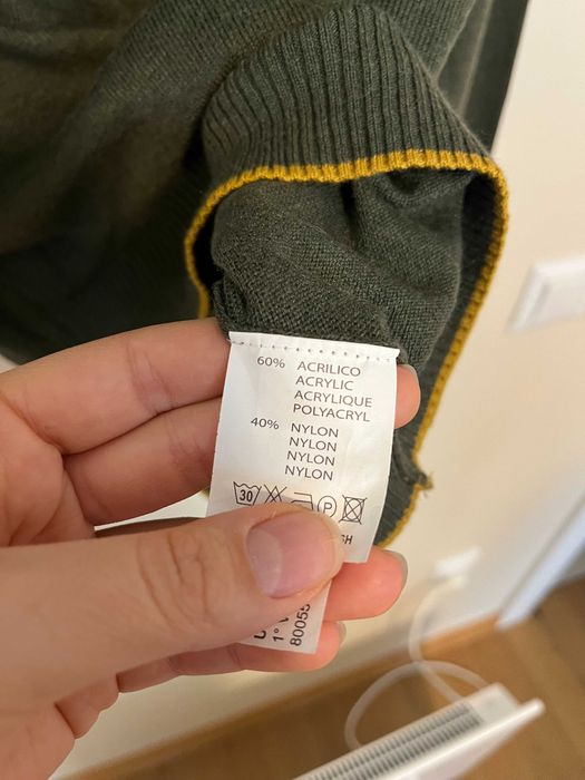 Cotton & Silk тъмно зелен италиански мъжки пуловер с жълти акценти