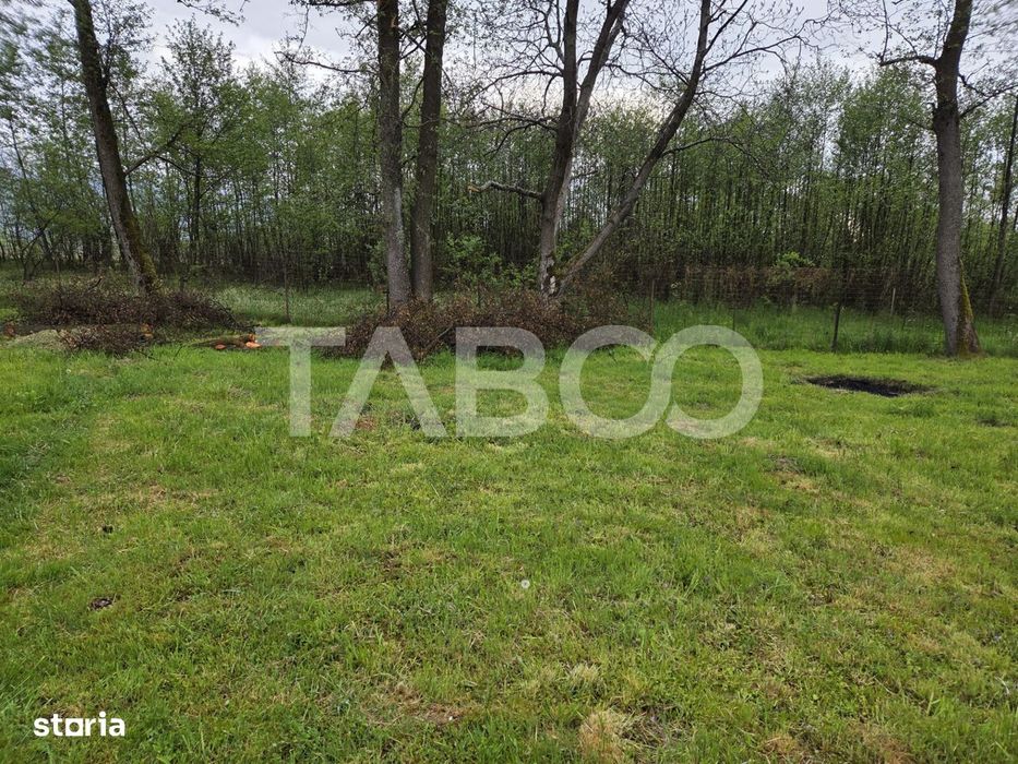 Teren intravilan de vanzare 1360 mp la poalele muntilor Fagaras