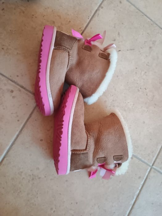 Детски апрески UGG 26 номер