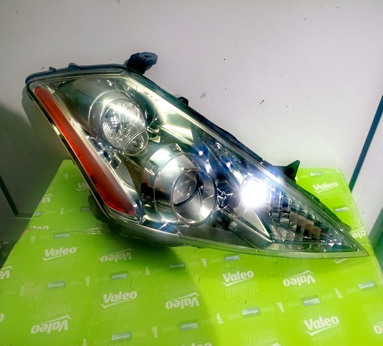 Фар Фарове за Нисан Мурано / Nissan Murano Z50 Bi-Xenon D2S.