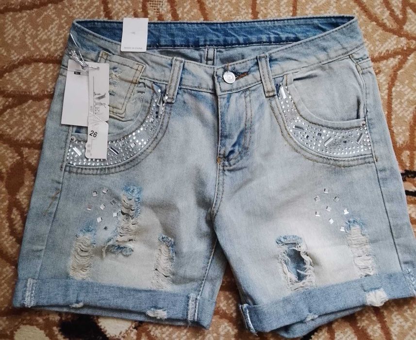 Продам женские шорты