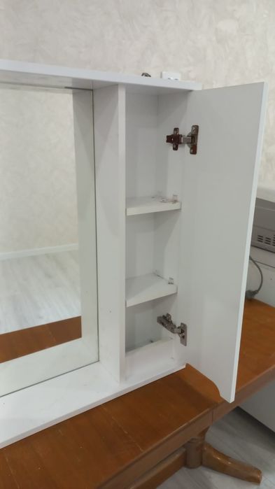 Продам раковину и шкаф