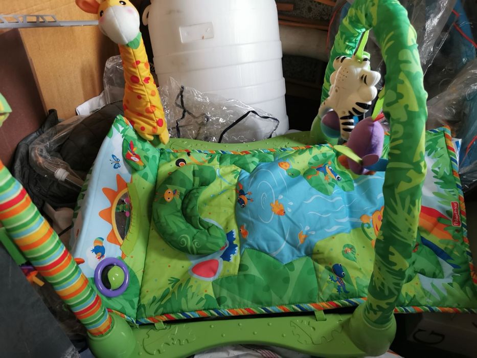 Бебешко столче за кола, гимнастика за бебе, кенгуру за бебе