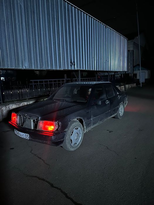 Продам авто Мерседес 190