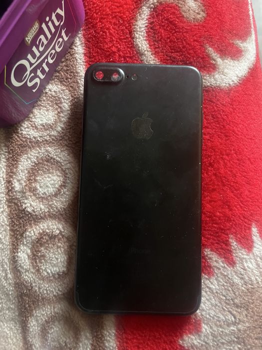 Se vinde carcasa plus baterie la 86%