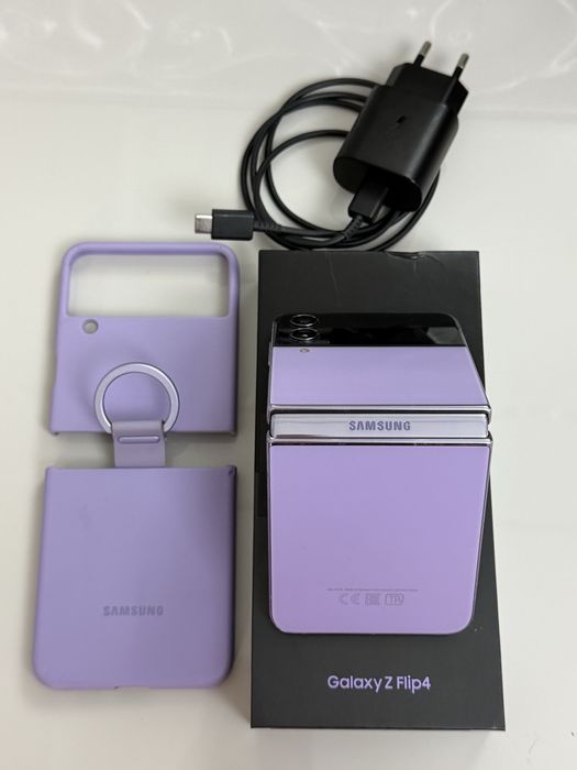 Сотовый телефон Самсунг