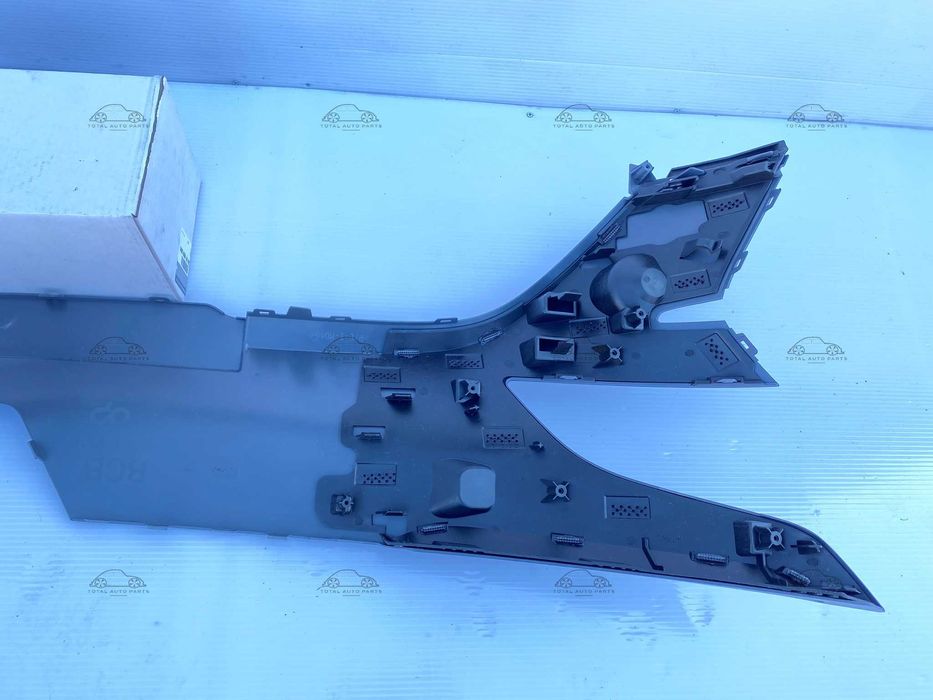 Bara fata Renault Megane E Tech noua originala Renault