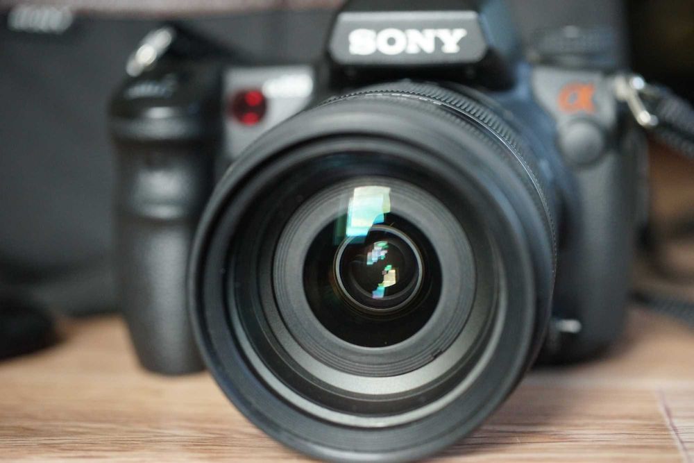 Sony A850 + объектив + вспышка.