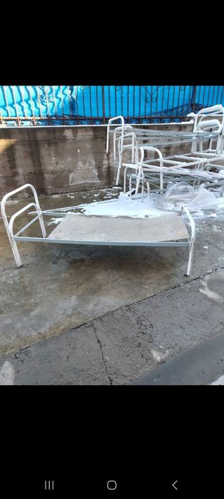 Кровати железные по 6 тысяч