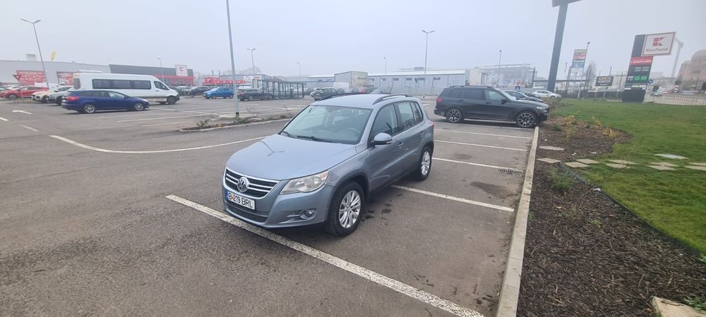 Vând Volkswagen Tiguan 1.4 benzina