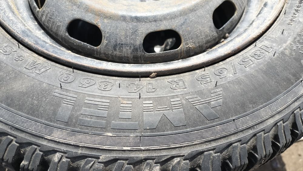 Комплект дисков с шинами