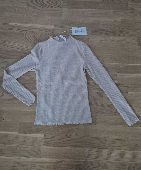Bluza Only -măr.S, nouă,  cu etichetă- 25ron