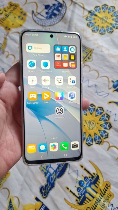 Продаётся корейская Huawei  телефон своя, 128 гб, новый, идеальный