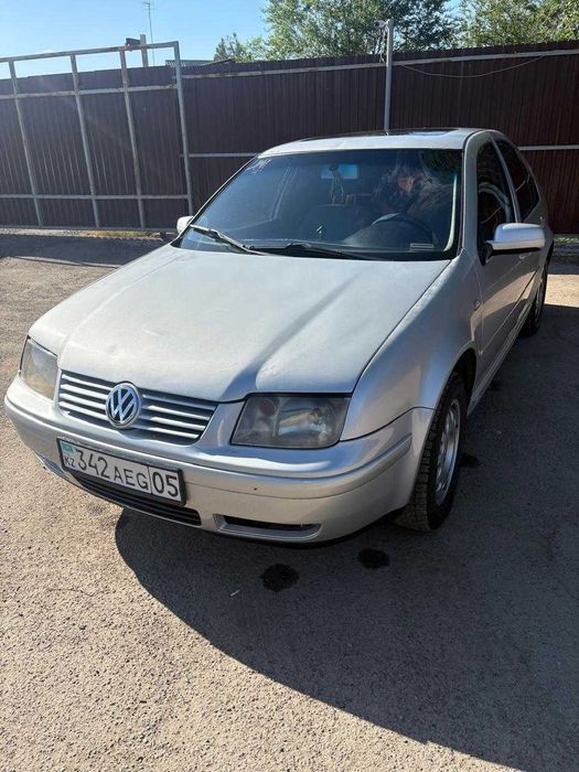 Продам машину фольсваген джетта