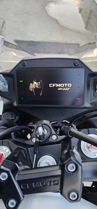 Motocicleta CF MOTO 650 MT stare impecabila